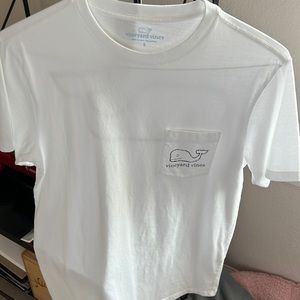 Mens Vineyard Vines T-Shirt Never Worn- NWOT